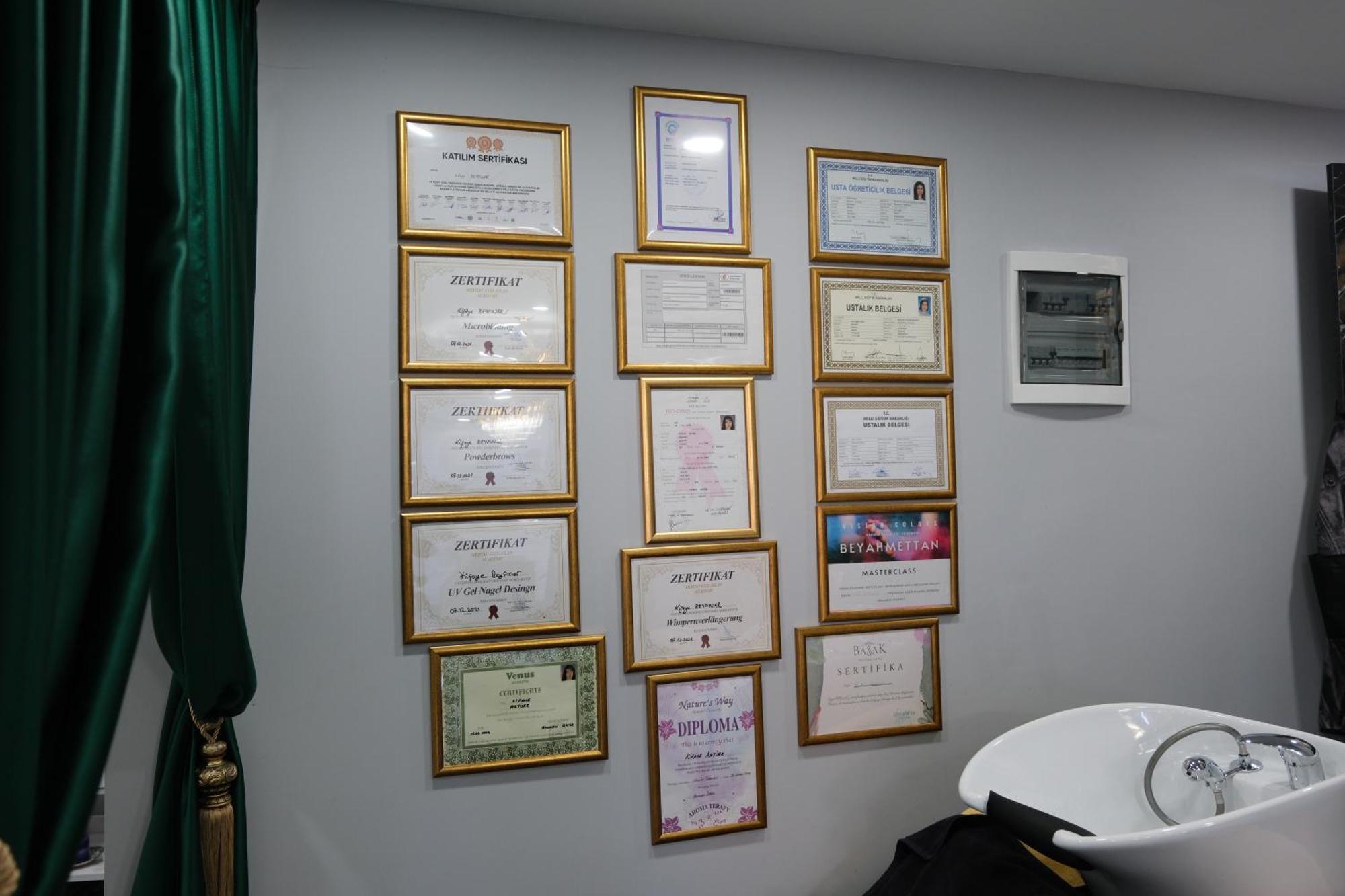 Sahin Tepesi Suite Otel 特拉布宗 外观 照片